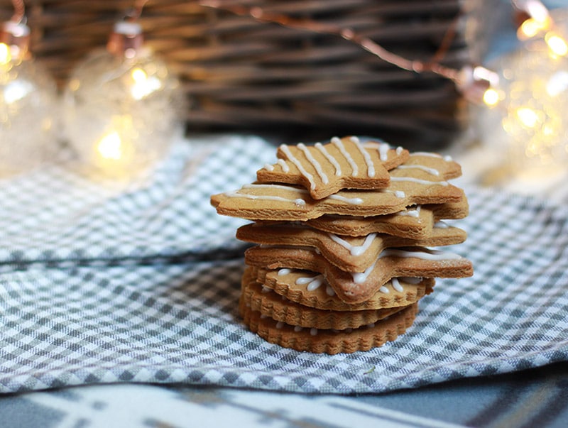 gingerbread stack for a picnic