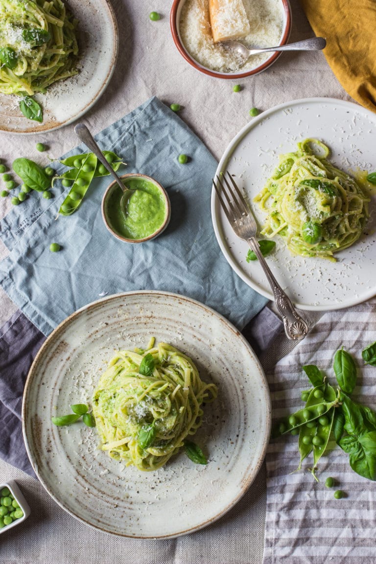 Pea Pasta Simple summer spaghetti tossed in pea pesto ProperFoodie